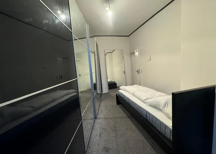 Frankfurt Apartment *